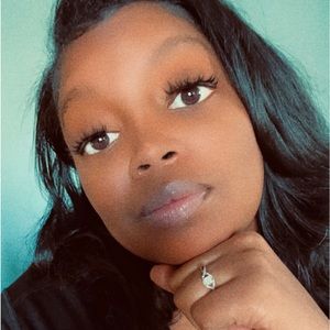 Meet your Posher, Cheresanicole